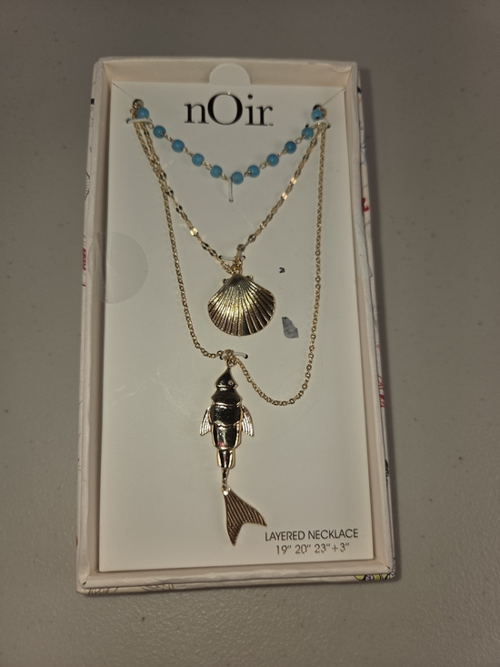 nOir Jewelry Jewelry - nOir Jewelry Gold Layered Shell & Fish Charm Necklace with Turquoise Beads